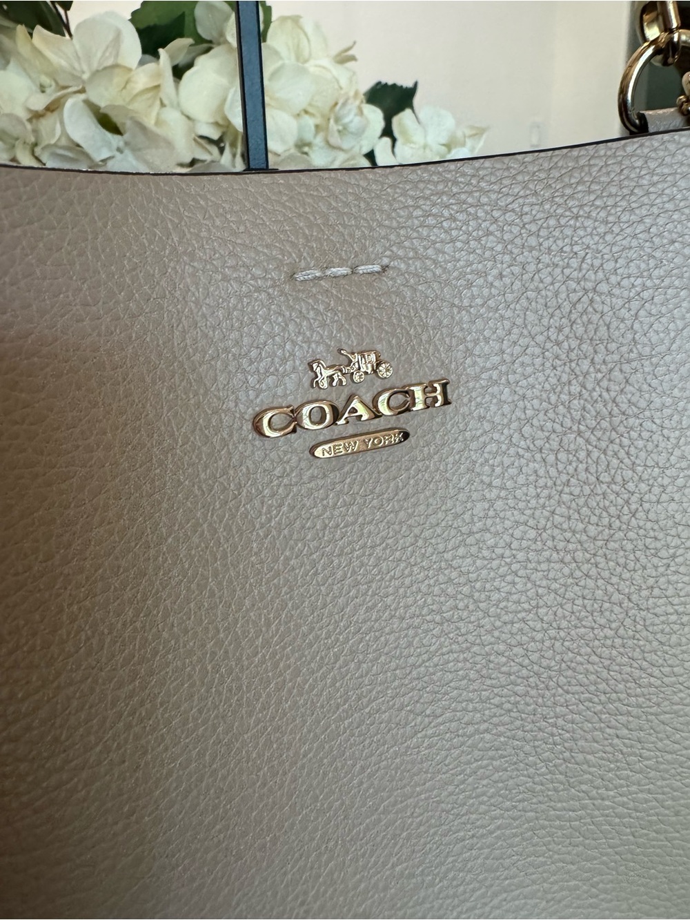 Coach Taupe Pebbled Leather Bucket Shoulder Bag with Gold Hardware - Picture 2 of 9